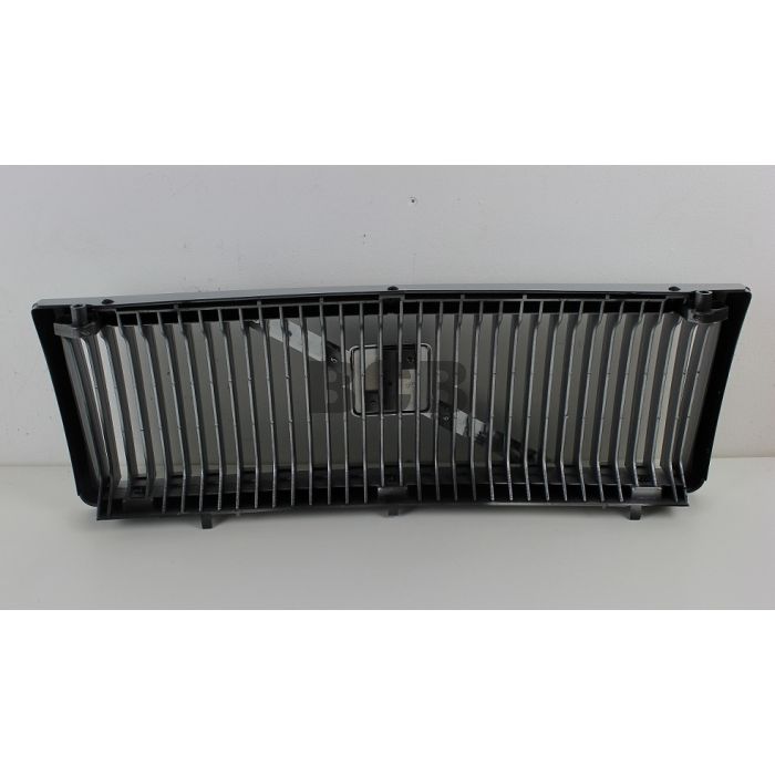 GRILL 240->86>93 Hel Silver. ( slik farge som R-design)