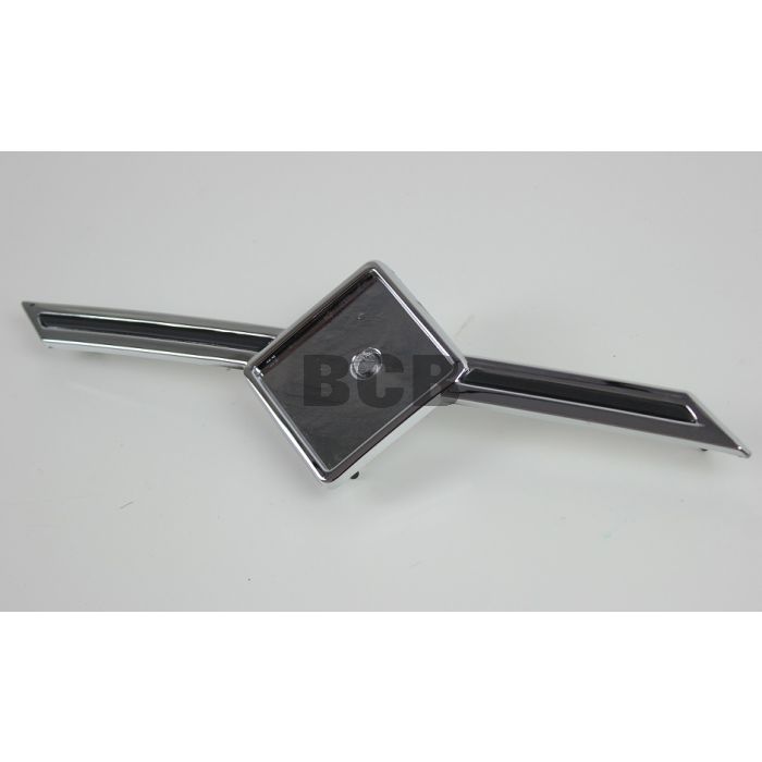 Grill emblem Volvo 940(960>94) og740/760 med "940"ikke turbo
