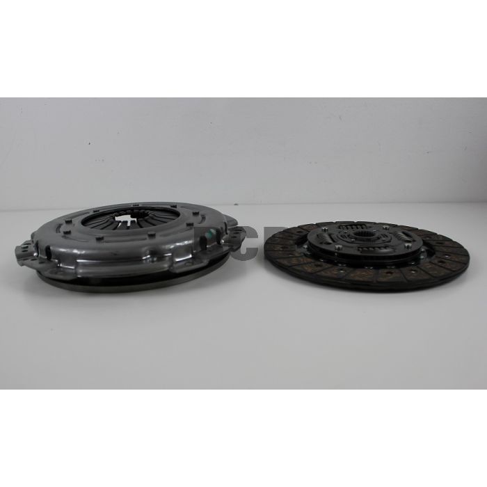 CLUTCH 700/900 Diesel/turbodiesel D24/D24TIC 80-93 M46/47