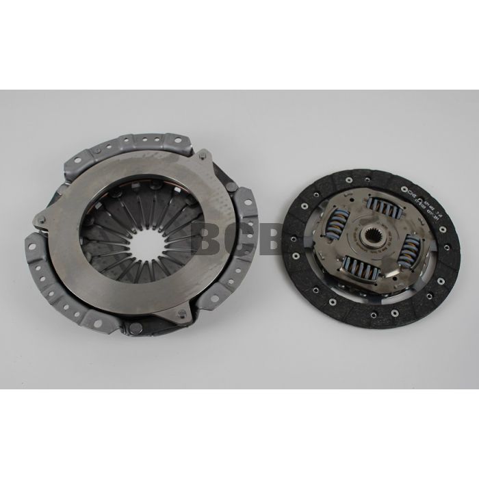 CLUTCH SETT 850 GL/E-GLT og noen S/V70 >99 271494 uten lager ,Merkevare 