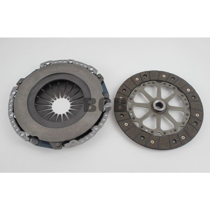 Clutsh kit 940-960 S/V90 95-98 M90  brukes både på 4 og 6syl