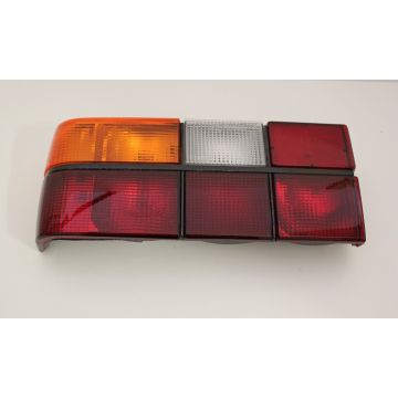 BAKLAMPE 700-82-89 SEDAN SORTLIST 3518916 Venstre