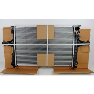 RADIATOR VOLVO  S80, V70N++AUTOMAT  620MMX421MMX32MM